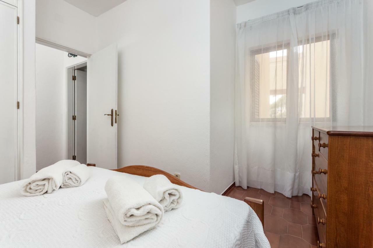Lagos Apartment Ap Praia Dona Ana Eksteriør billede